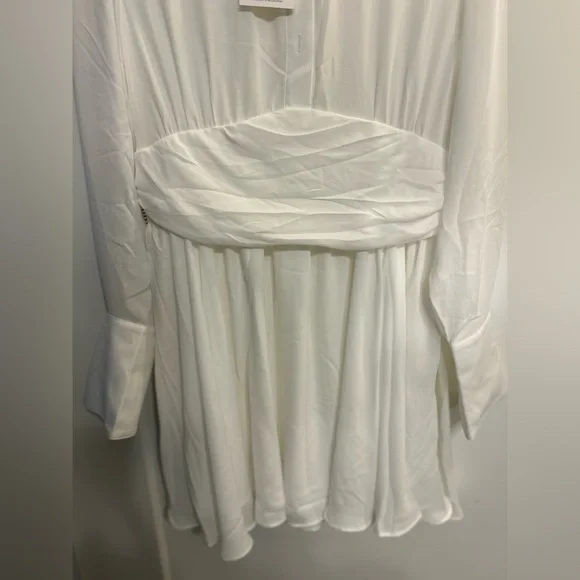 NWT Bardot Justina Mini Long Sleeve White Dress - Picture 6 of 12